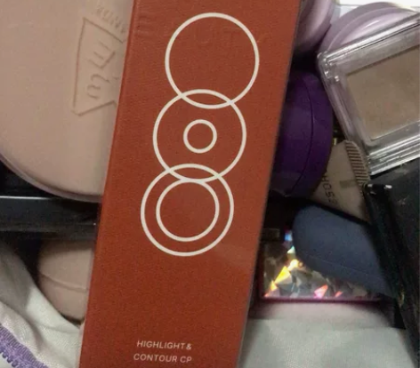 ooo修容高光套装全新 售出后不退不换 感...