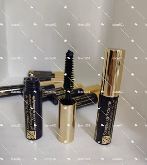 美国海淘的雅诗兰黛睫毛膏中小样购于美国官网...