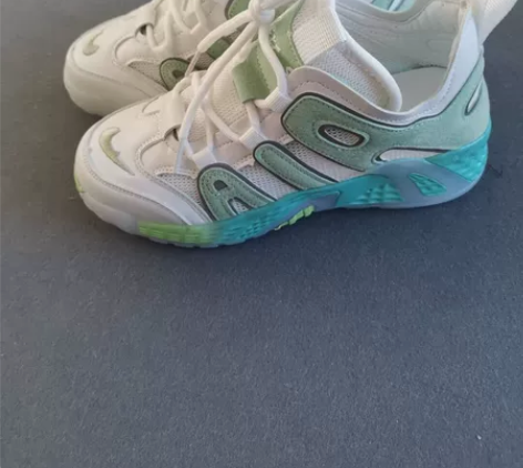 蓝色ins跑步平底网红运动鞋女款运动鞋真皮...