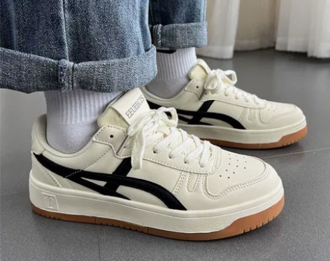 奶油色复古小白鞋男ins学院港风单鞋bf潮...