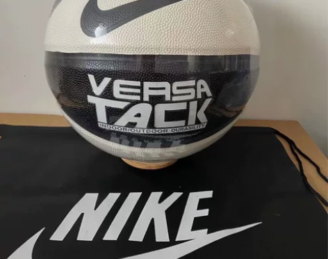 体育馆转让，原价200多一个的篮球，低价出...