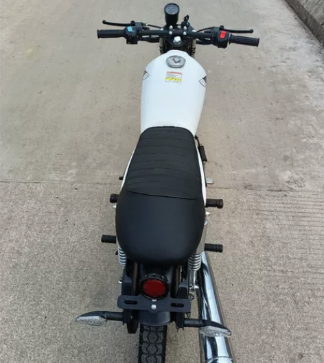 二手摩托车 本田复古125cc 车况极品拉...