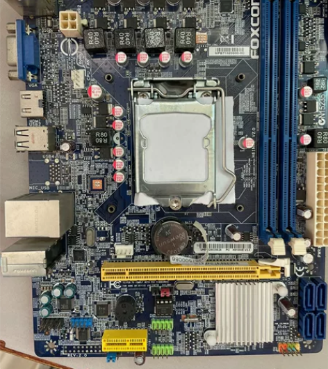 富士康H61主板，正常使用，带原装挡板，网...