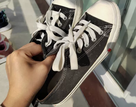 38码女帆布鞋 洗过了，比较新就一双，特价...