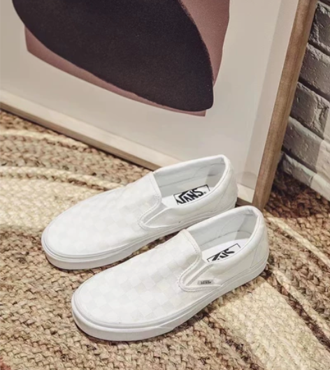 VANS CLASSIC SLIP ON ...