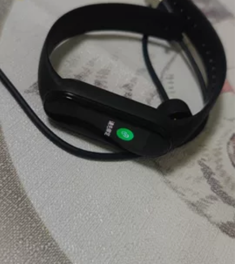 小米手环5 正常使用，正常磨损，自提 感兴...