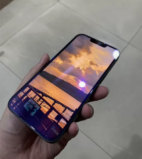 手机钢化膜 感兴趣的话点“我想要”和我私聊...