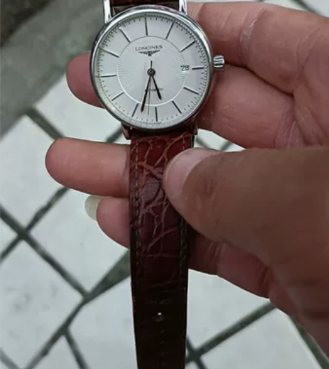 刚收一块浪琴手表  不知道什么型号  需要...