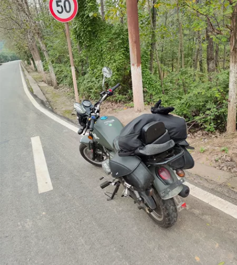 银刚150，20年6月上牌。跑了4500公...