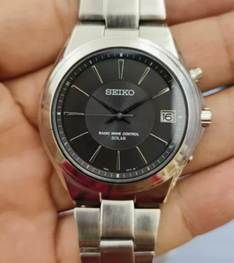 精工7b42光动能电波男表 该表成色挺好的...