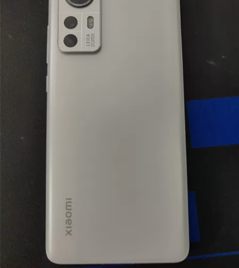 手机型号:小米12s 白色5G 成色：9成...