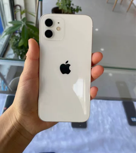 苹果iphone 12 128G，白色，成...