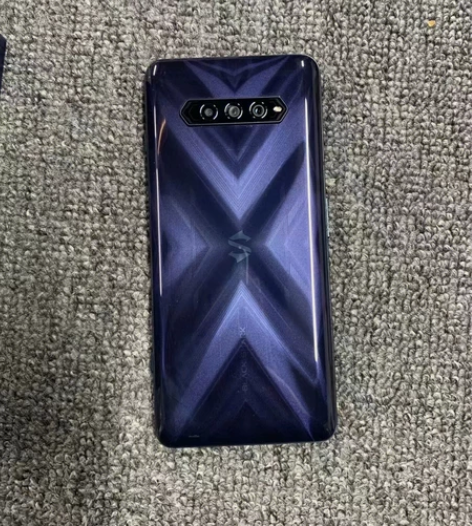 黑鲨4︳骁龙870︳99新︳6.67英寸屏...