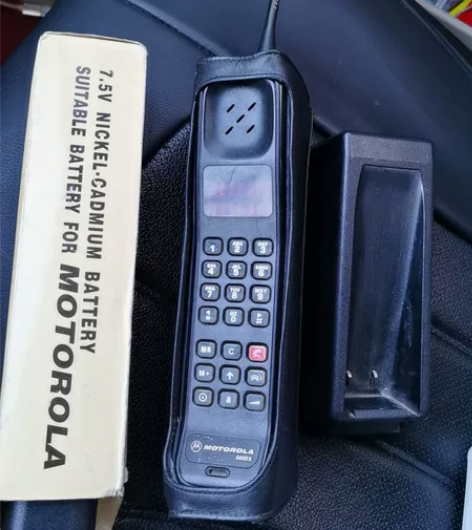 摩托罗拉古董手机8900x，带块新电池！手...