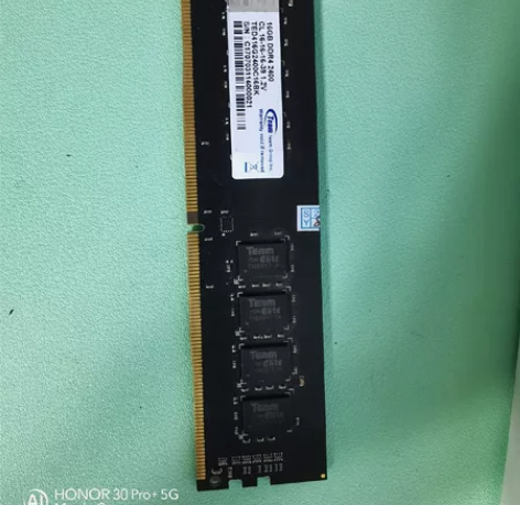 十铨台式机内存条16G DDR4 2400...