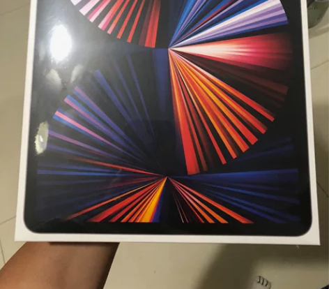 ipadpro 12.9 2021款 M1...