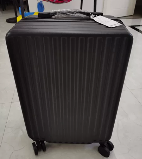 全新拉杆箱,没有用过的 感兴趣的话点“我想...