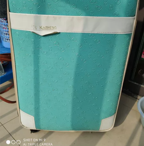 出个行李箱，拉杆箱，65×40，想要的来看...