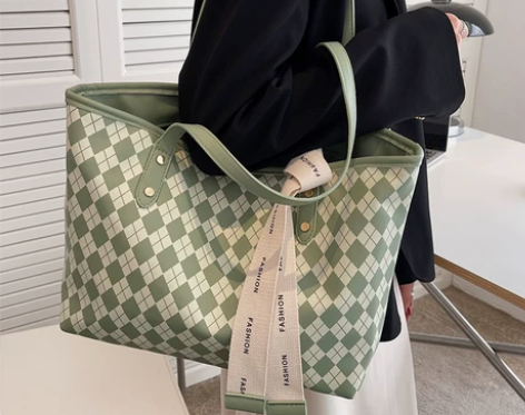 大容量包包女2022新款高级质感小众菱格夏...