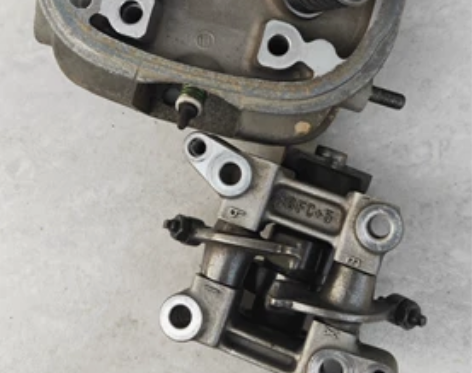 本田自由50，原装缸头凸轮摇臂一套，成色十...