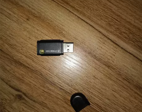 买来给台式机用，没多久拉了网线。就一直闲置...