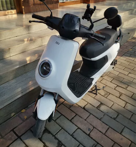 小牛电动 动力版 前后碟刹 感兴趣的话...