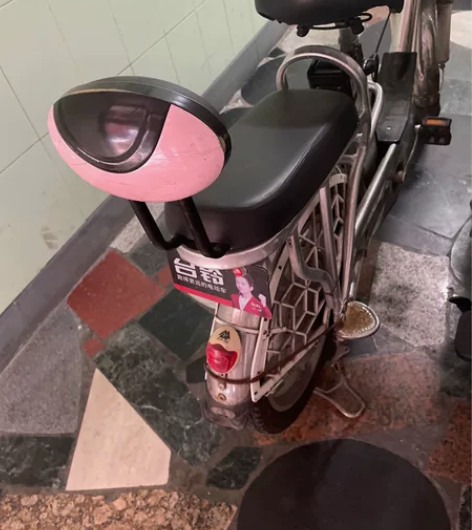 台铃电动车，续航能力很好，锂电池，可以拆卸...