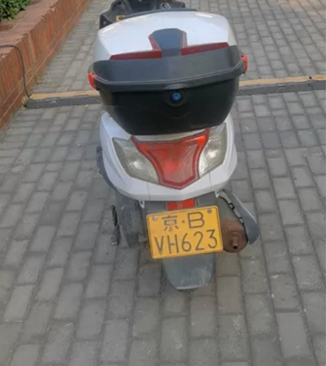 银钢125踏板，电喷的，不是化油器的。想换...