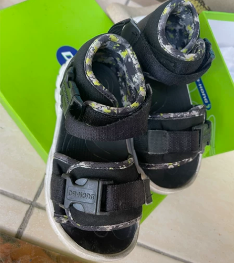 江博士凉鞋 25码 便宜出感兴趣的话点“我...