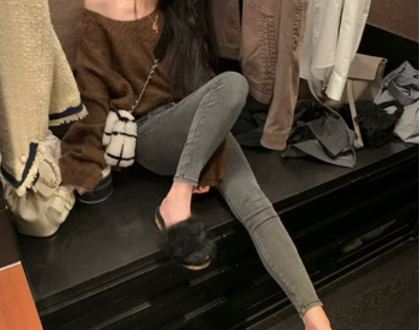 邱肉瑶 2022年秋新款自然腰复古深色拉链...