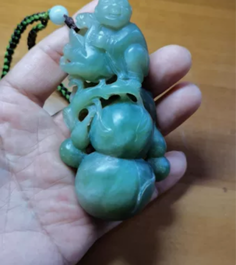 手上10多年的玉雕吉祥寓意手把件！图9中标...