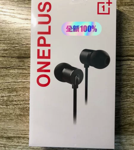 一加银耳2t，黑色有线耳机，全新未拆封，c...