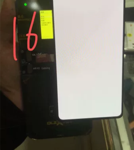 红米k40游戏增强版原装全新屏幕，极小瑕疵...