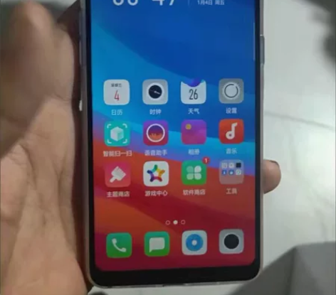 低价转让oppor15 正品95新，前段时...