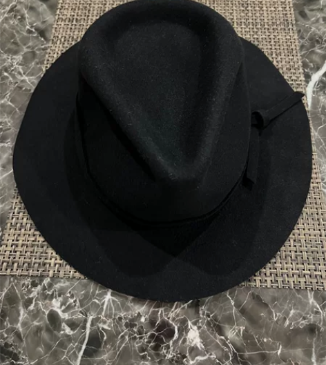 羊毛礼帽一顶 优衣库 全新 coolgir...