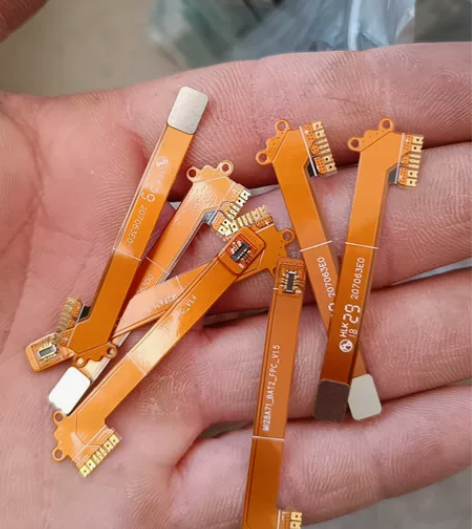 小米黑鲨手机排线 感兴趣的话点“我想要”和...