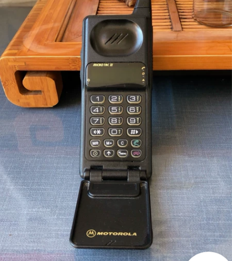 怀旧物品、道具、陈列物品～摩托罗拉手机 喜...