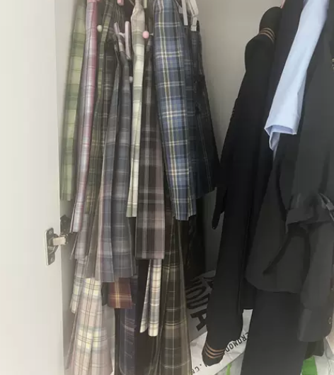 退坑出jk格群 以前好多萌款 有的全新 状...