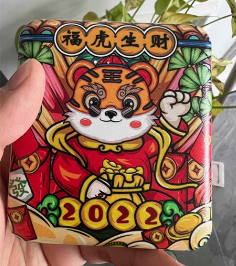 自带4线迷你充电宝大容量20000毫安，O...