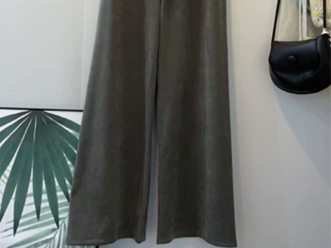 深灰色灯芯绒休闲阔腿裤，全新L码，腰围64...