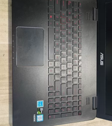 华硕飞行堡垒不知道啥型号忘了   lol ...