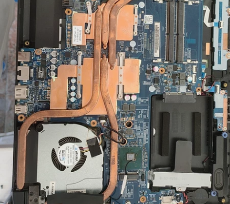 战神z7m i5 9代 1650 修过的 ...