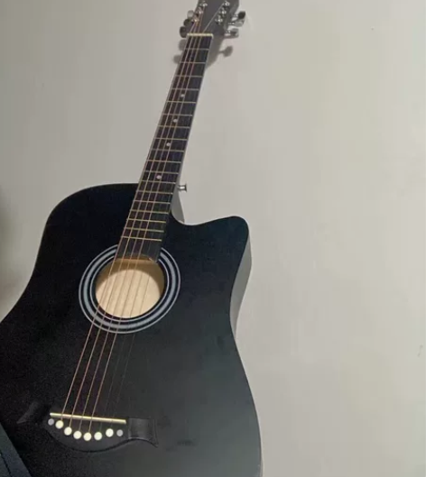 吉他 41寸 不会弹低价转让 感兴趣的话点...