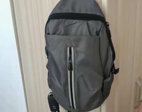 箱包厂倒闭 处理全新新款韩版胸包休闲单肩斜...