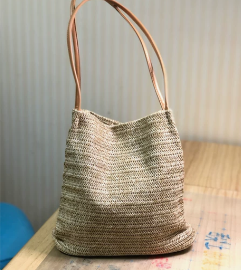 ins草编包秋冬2021新款韩国休闲编织百...