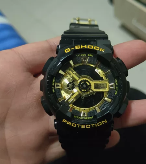 卡西欧黑金手表 功能正常,走时正常,膜还没...