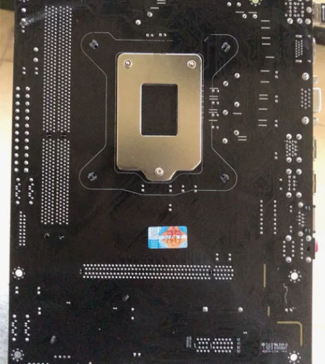 精粤H61主板，没有挡板 g2030cpu...