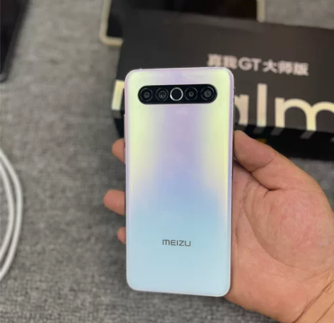 魅族17 8+128梦幻独角兽。99新。个...