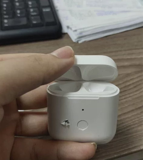 qcyt8，耳机充不进电了，耳机没声音，当...