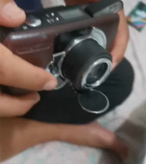 奥林巴斯复古相机，如图所示， 感兴趣的话点...